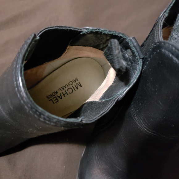 Boots - Picture 5 of 6